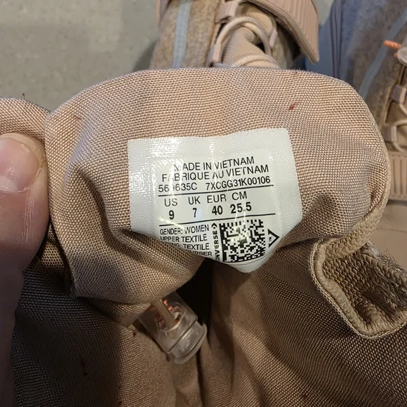 Converse Chuck Taylor Women’s Pink Tan High-Top Lace-Up Block Heel Boots - Picture 6 of 6